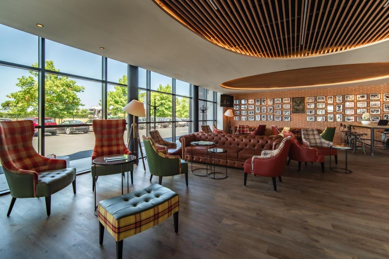 Hotel Ibis Styles Castelnaudary Exterior foto