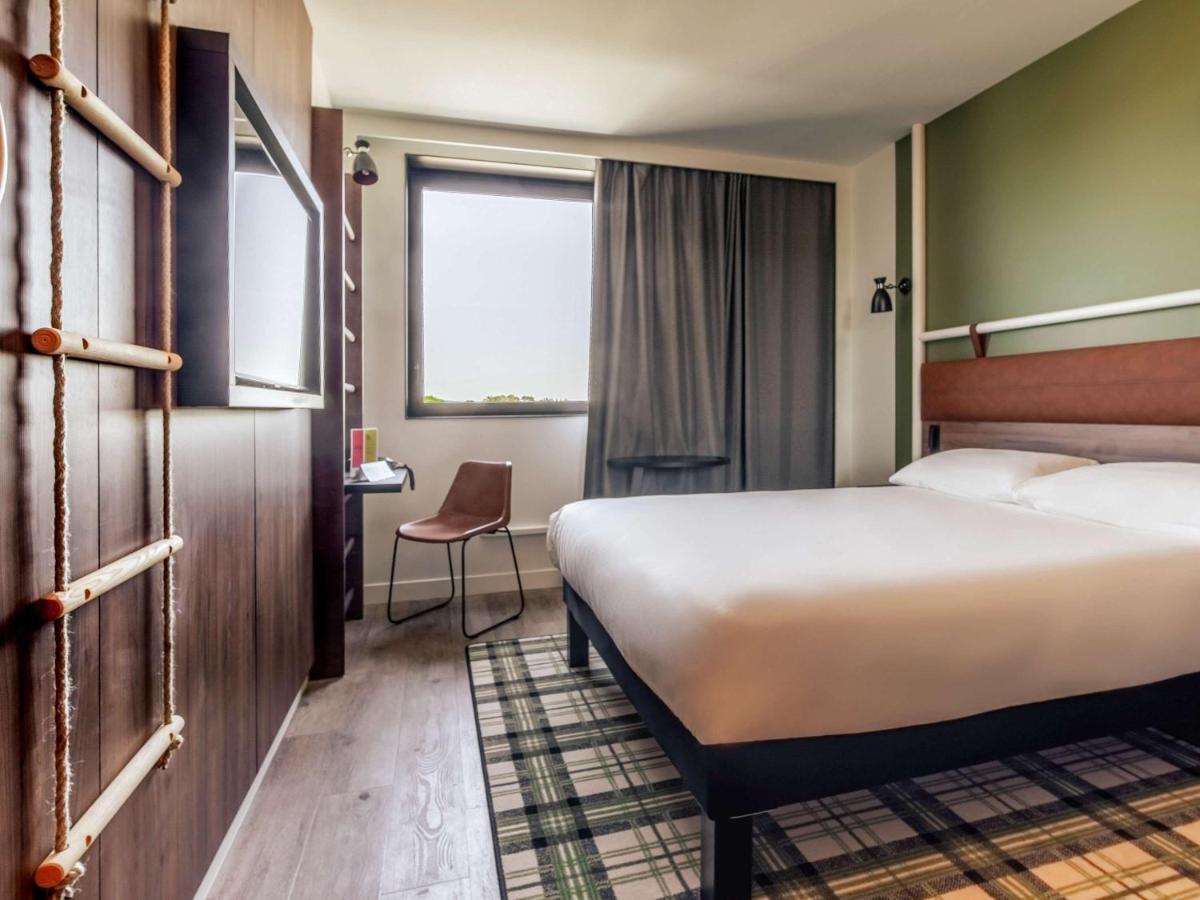 Hotel Ibis Styles Castelnaudary Exterior foto